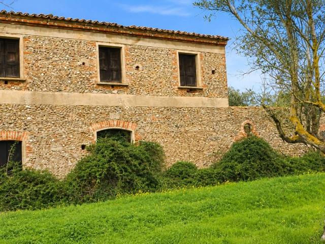 Rustico in vendita a Calabria, Catanzaro