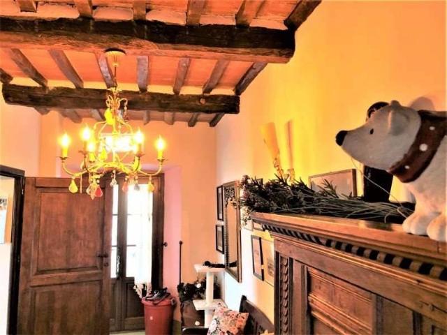 Rustico in vendita a Lamporecchio, Toscana