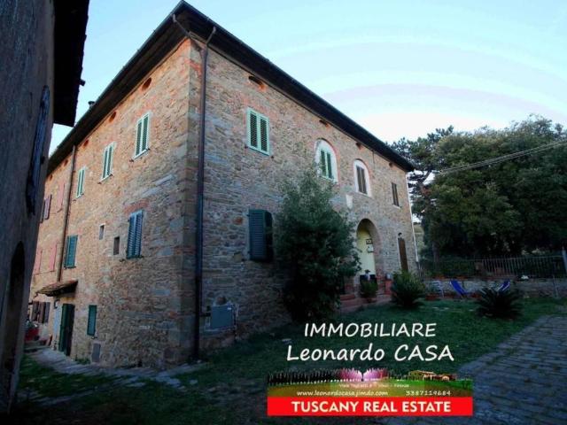 Rustico in vendita a Lamporecchio, Toscana