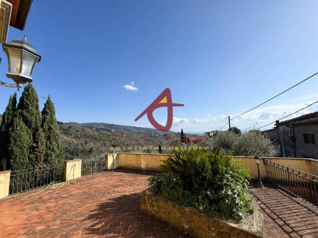 Rustico in vendita a Borgano, Lamporecchio