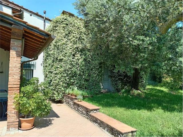 Rustico in vendita a Borgano, Lamporecchio