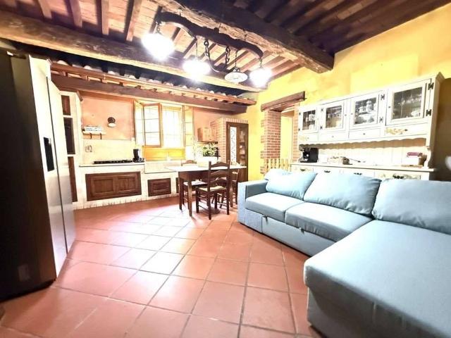 Rustico in vendita a Borgano, Lamporecchio
