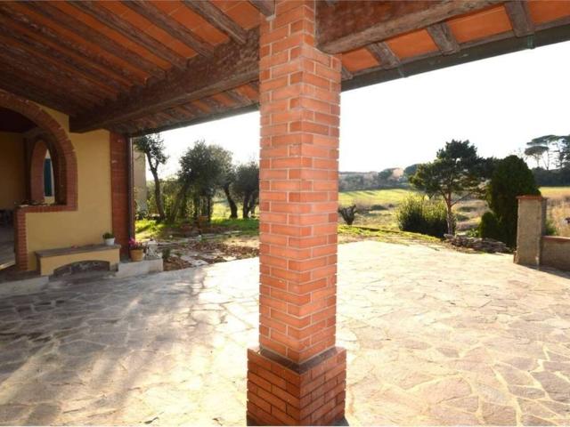 Rustico in vendita a Lamporecchio, Toscana
