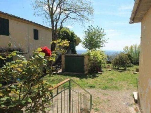 Rustico in vendita a Papiano, Lamporecchio