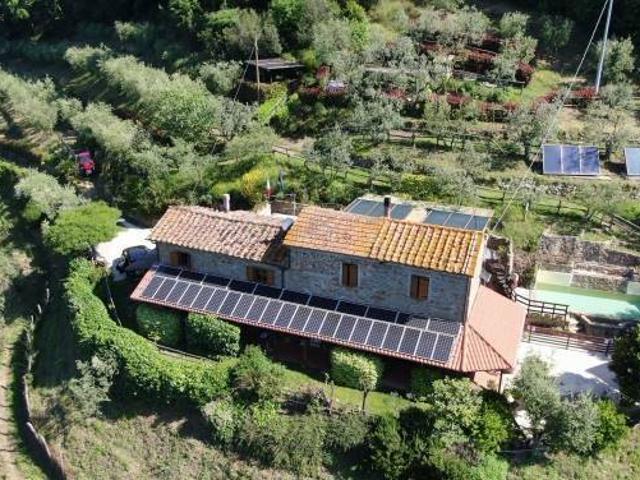 Rustico in vendita a Borgano, Lamporecchio
