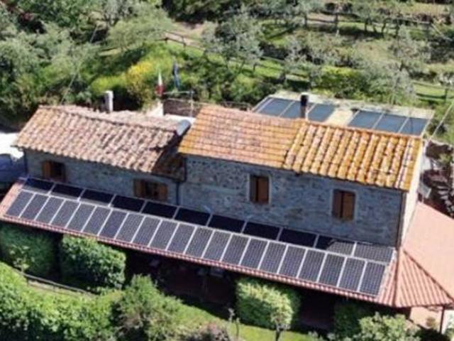 Rustico in vendita a Lamporecchio, Toscana