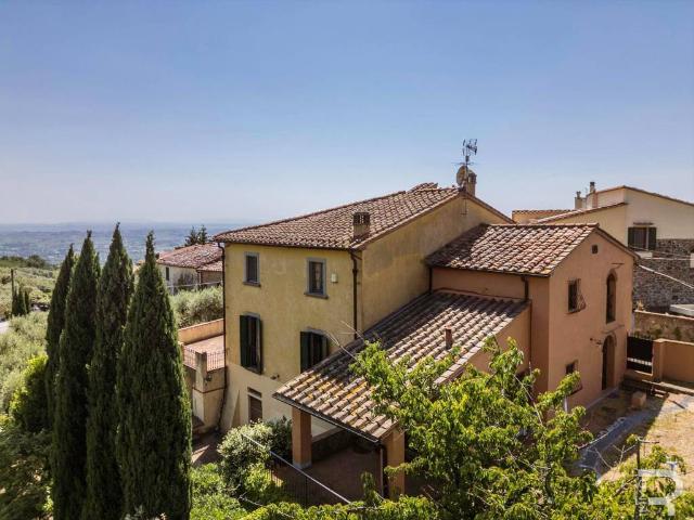 Rustico in vendita a Lamporecchio, Toscana