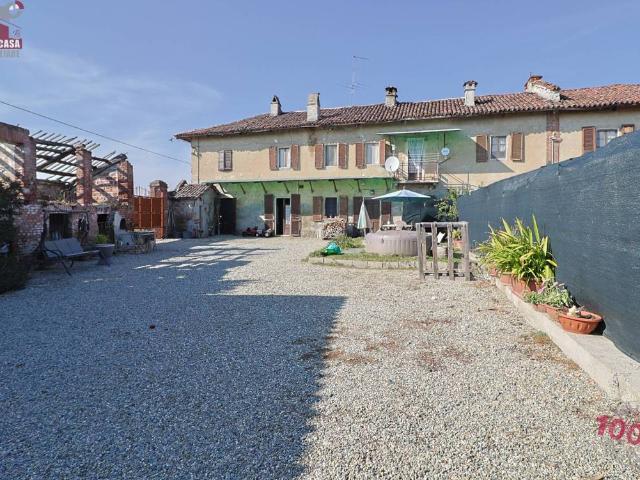 Rustico in vendita a San Grisante, Crescentino