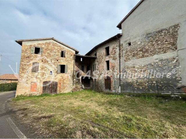 Rustico in vendita a Langhirano, Reggio Emilia