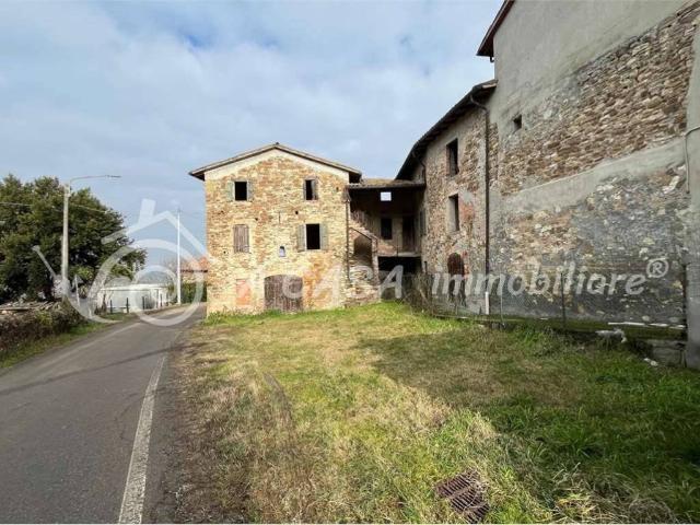 Rustico in vendita a Langhirano, Reggio Emilia