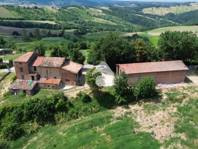 Rustico in vendita a Langhirano, Reggio Emilia
