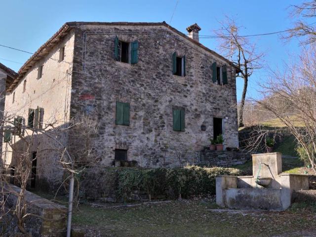 Rustico in vendita a Chiastrone, Langhirano