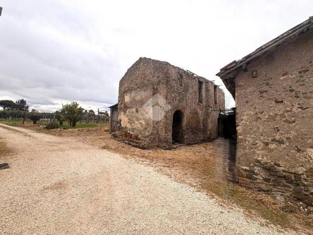Rustico in vendita a Colle Angeloni, Roma Capitale