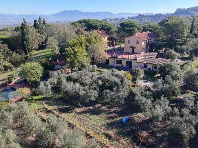 Rustico in vendita a Lastra A Signa, Toscana