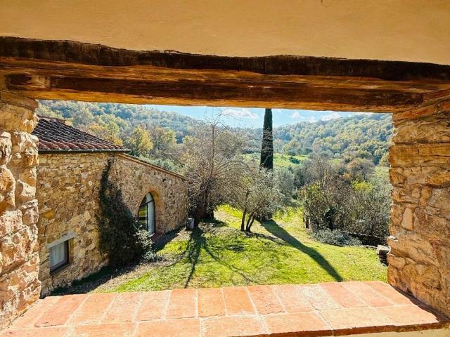 Rustico in vendita a Laterina Pergine Valdarno, Pergine Valdarno
