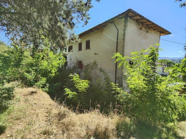 Rustico in vendita a Laterina Pergine Valdarno, Toscana