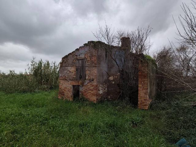 Rustico in vendita a Latina, Lazio