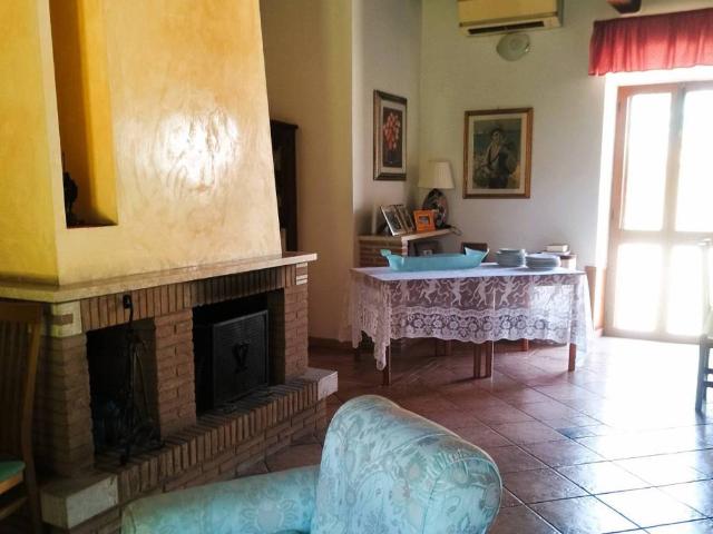 Rustico in vendita a Borgo Piave, Latina