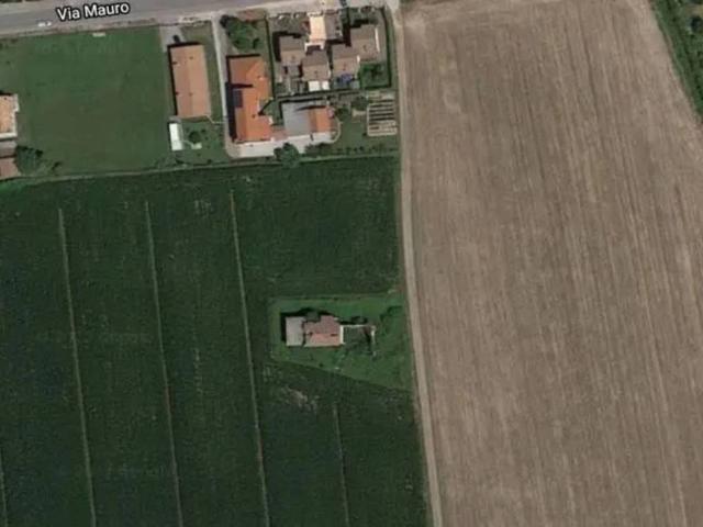 Rustico in vendita a Latisana, Friuli-Venezia Giulia