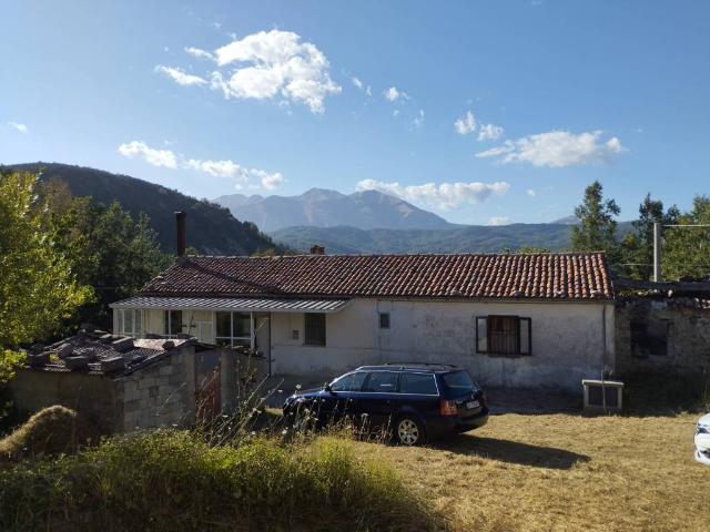 Rustico in vendita a Lauria Superiore, Basilicata