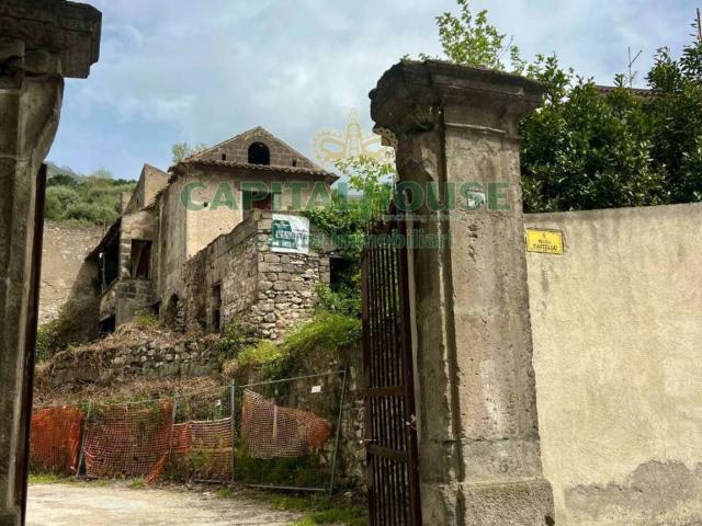 Rustico in vendita a Lauro, Campania