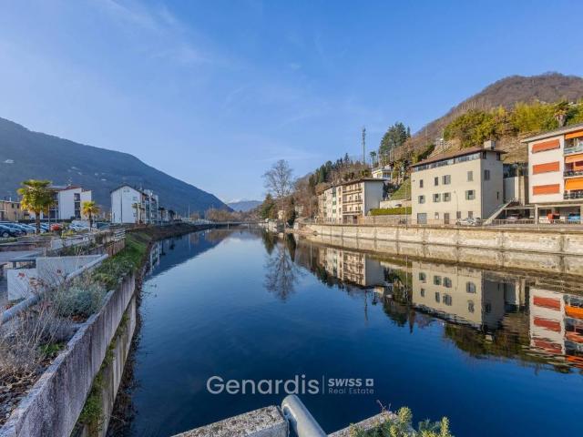 Rustico in vendita a Comunità Montana del Piambello, Lavena Ponte Tresa