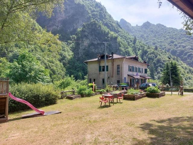 Rustico in vendita a Comunità montana della Valle Sabbia, Lavenone