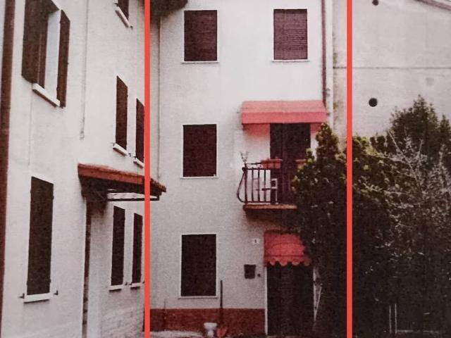 Rustico in vendita a Lazise, Veneto