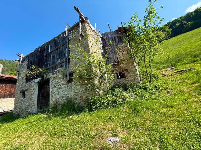 Rustico in vendita a Comunità Alto Garda e Ledro, Molina Di Ledro