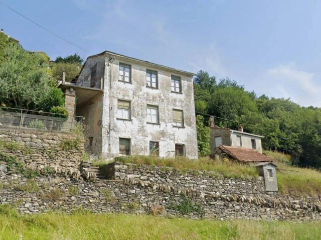 Rustico in vendita a Leivi, Liguria