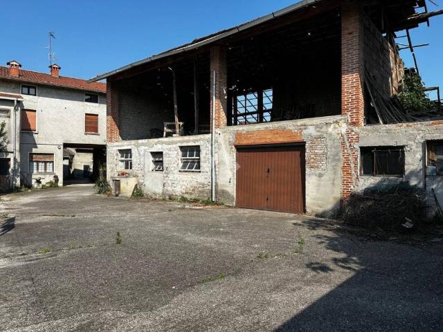 Rustico in vendita a Leno, Lombardia