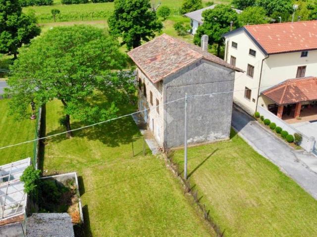 Rustico in vendita a Lestizza, Friuli-Venezia Giulia