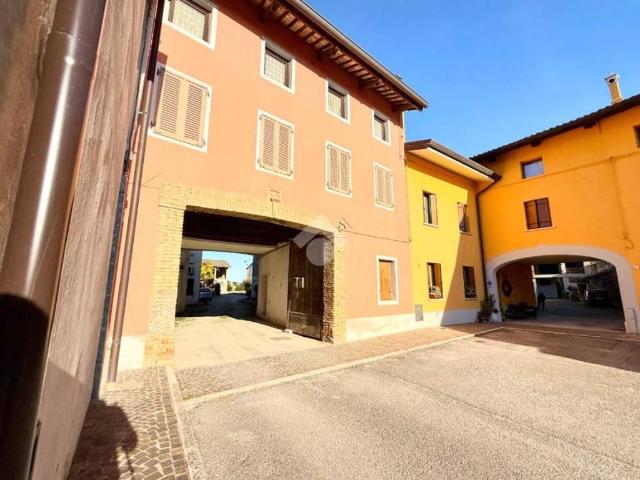 Rustico in vendita a Lestizza, Friuli-Venezia Giulia
