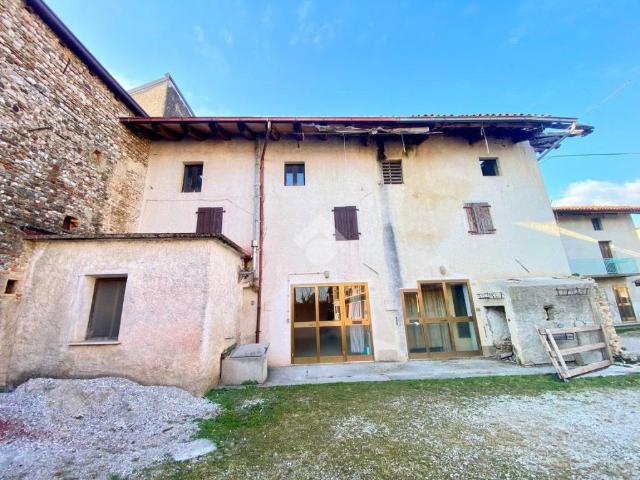 Rustico in vendita a Lestizza, Friuli-Venezia Giulia