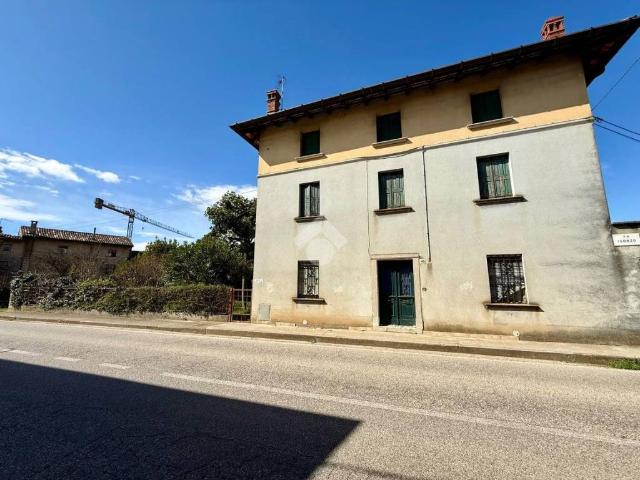 Rustico in vendita a Lestizza, Friuli-Venezia Giulia