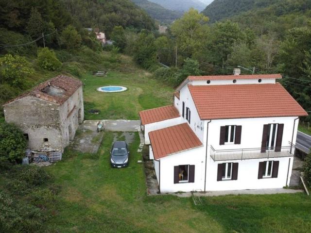Rustico in vendita a Unione di comuni Montana Lunigiana, Licciana Nardi