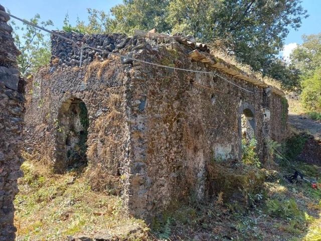 Rustico in vendita a Linguaglossa, Sicilia
