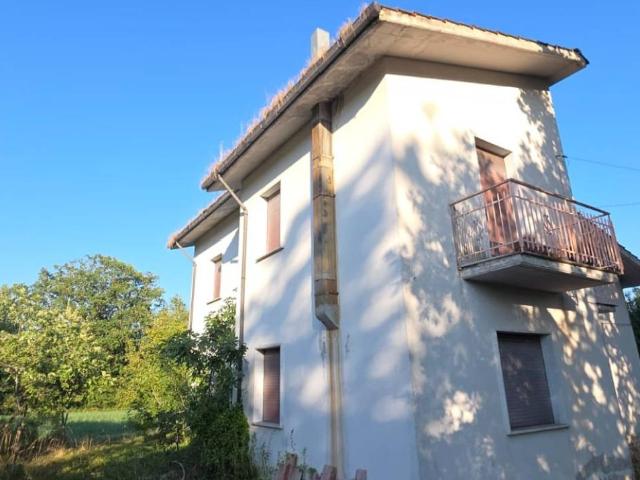 Rustico in vendita a Lioni, Avellino