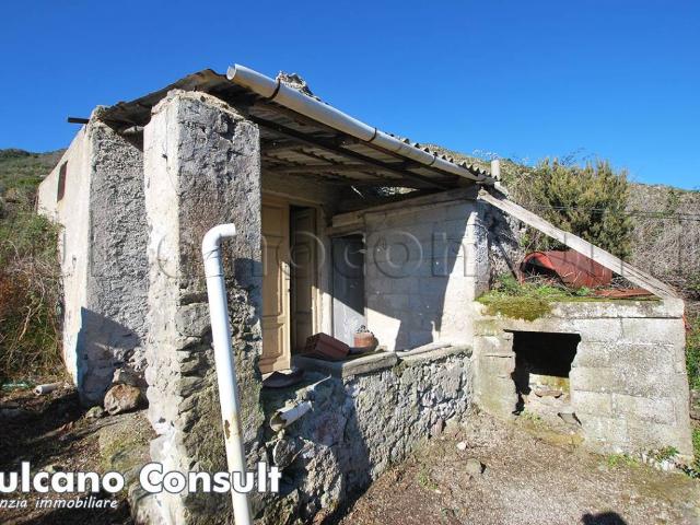 Rustico in vendita a Lami, Panarea