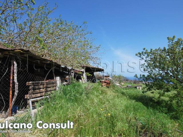 Rustico in vendita a Varesana di Sopra, Panarea