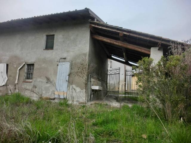 Rustico in vendita a Livraga, Lombardia
