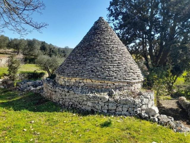 Rustico in vendita a Locorotondo, Bari