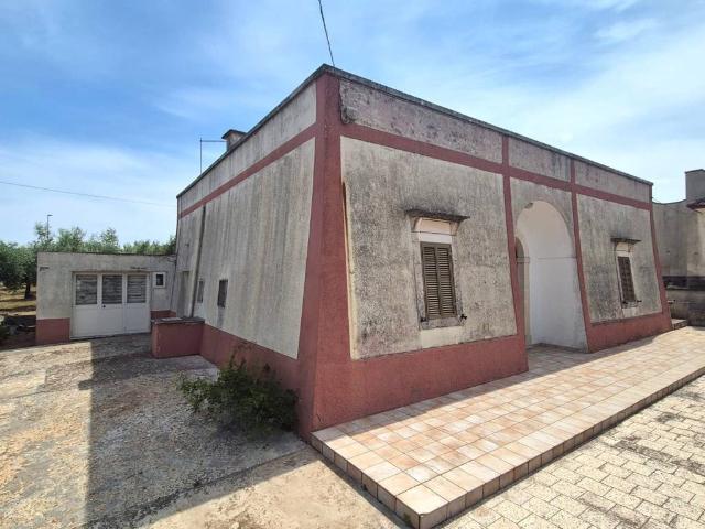 Rustico in vendita a Locorotondo, Bari