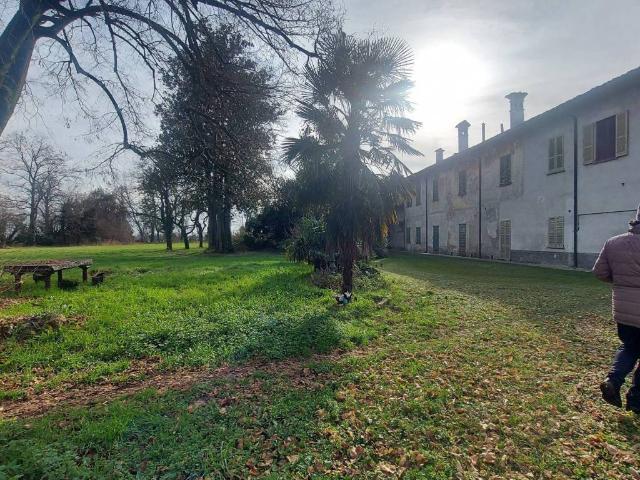 Rustico in vendita a Revellino, Lodi