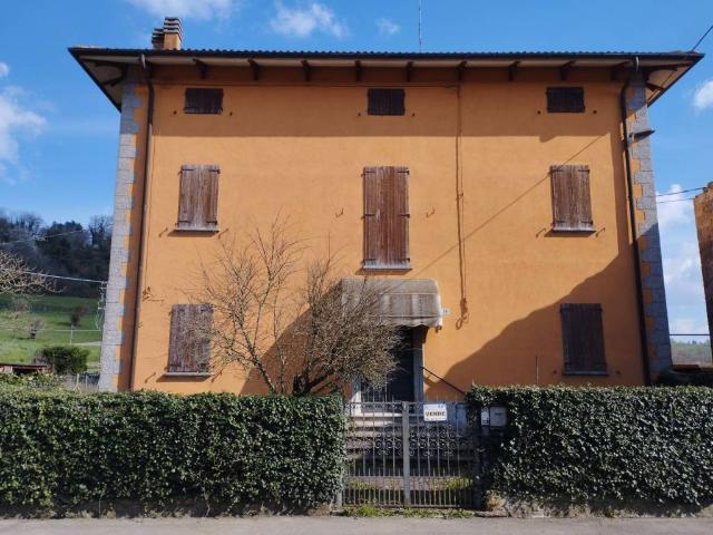 Rustico in vendita a Unione dei comuni Savena-Idice, Loiano