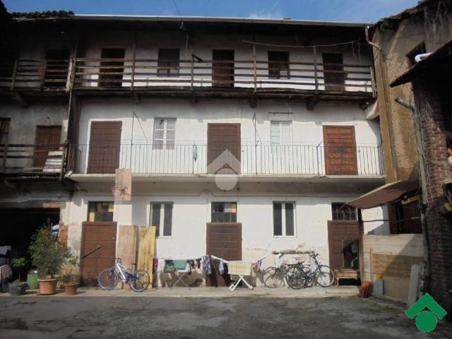 Rustico in vendita a Lonate Pozzolo, Lombardia
