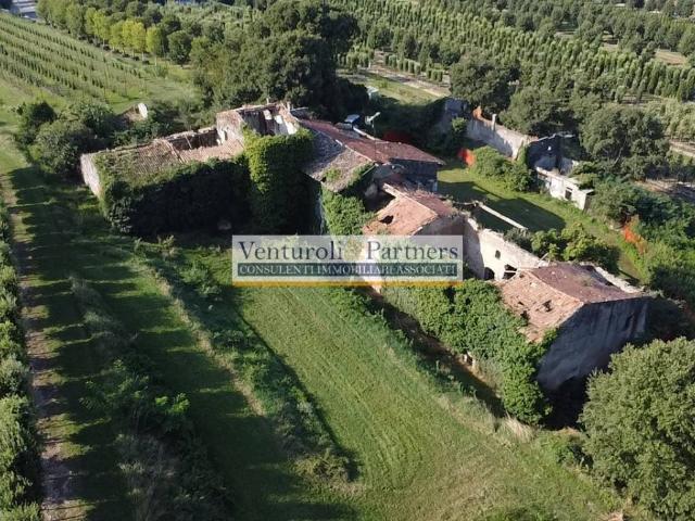 Rustico in vendita a Lonato, Lombardia