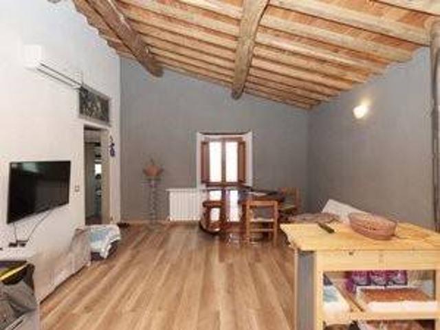 Rustico in vendita a Rata, Londa