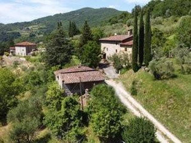 Rustico in vendita a L'Intento, Londa