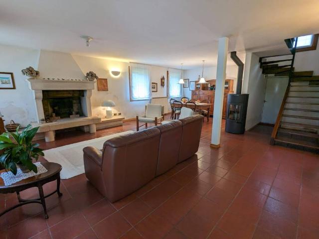 Rustico in vendita a Costozza, Longare